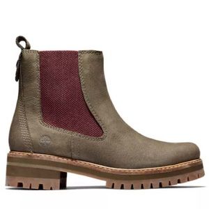 EUC Timberland Courmayeur Valley Chelsea Brown Burgundy leather bootie lug 7.5